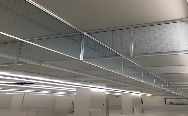 白水玻璃挡烟垂壁