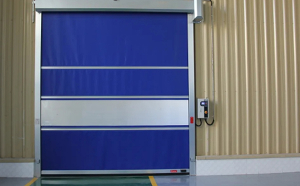 选择白水快速白水卷帘门时的注意事项