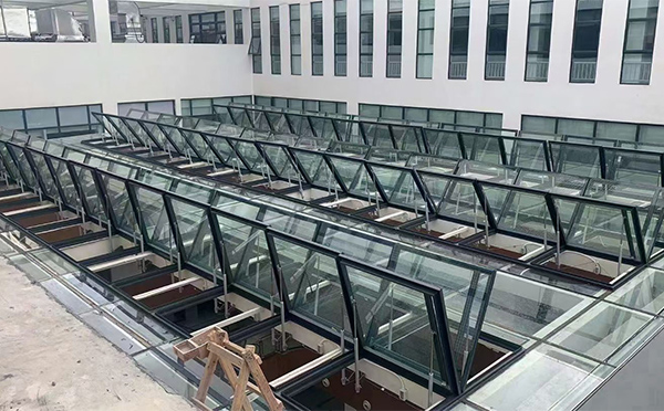 百安科技有限公司近期白水排烟窗项目案例分享 百安科技有限公司近期白水排烟窗项目案例分享